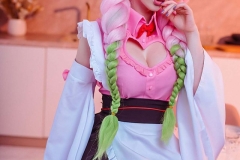 Cosplay-Mitsuri-Kanroji-61