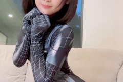 gai-cosplay-nguoi-nhen-158