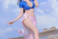 gai-xinh-cosplay-nico-robin-one-piece-24