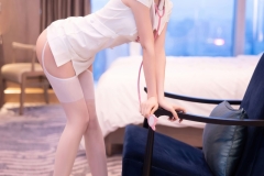 gai-xinh-cosplay-y-ta-sex-98