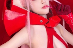 cosplay-Zero-Two-sex-15