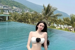 ho-ngoc-y-nhi-bikini-40