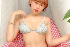 hot-tiktoker-viet-phuong-thoa-bikini-4