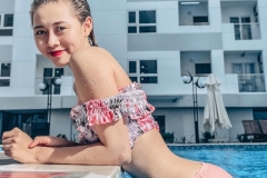 hot-tiktoker-viet-phuong-thoa-bikini-8