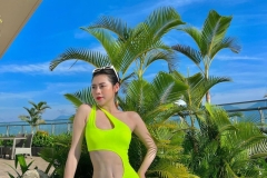 hot-tiktoker-viet-phuong-thoa-bikini-88