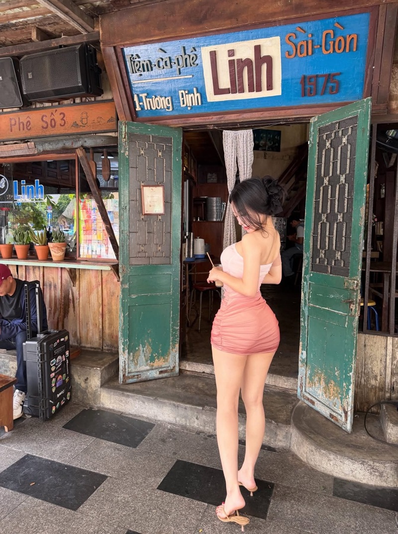 Ảnh gái xinh khoe hàng P2 update ngon lành