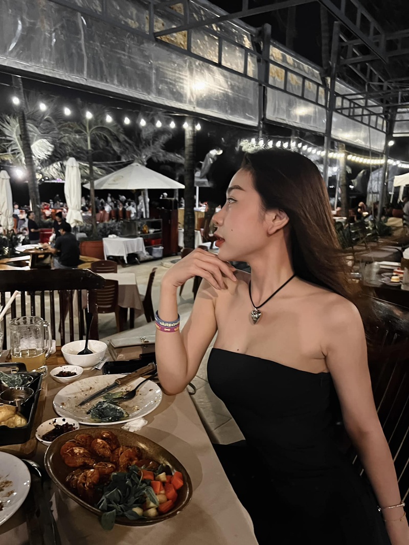 cô nàng TikTok Uyển My với thần thái cực kỳ đáng yêu