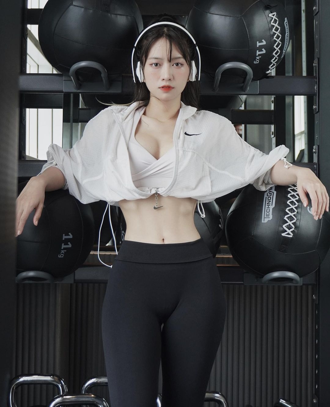 Lê Bống Gym - Top 10 Hoa hậu Thể thao 7