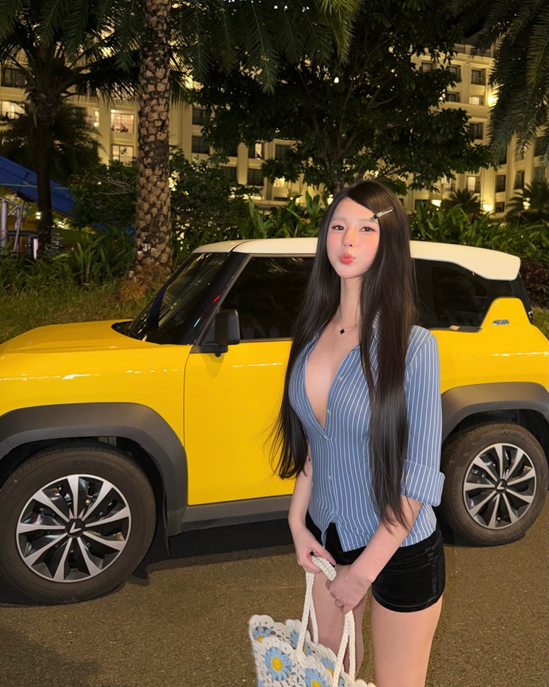 Ảnh Hotgirl Uyên Nii địt lồn nước chảy