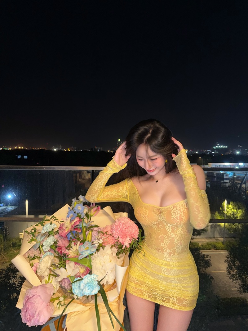 Ảnh Hotgirl Uyên Nii ass to doggy dâm
