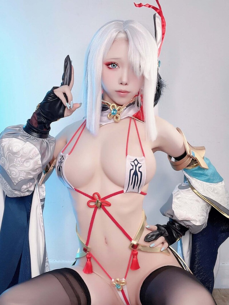 Coser 水淼 Aqua cosplay Shenhe 2