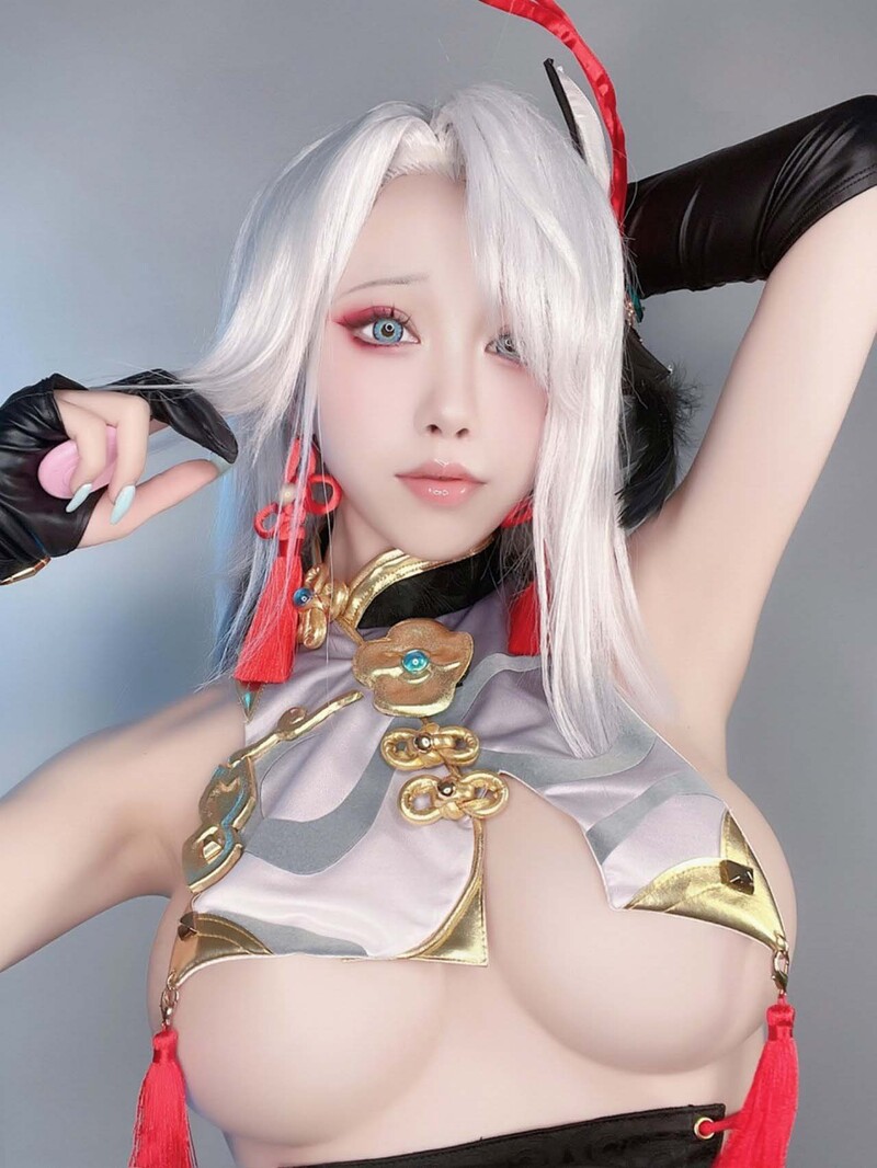 Coser 水淼 Aqua cosplay Shenhe 4