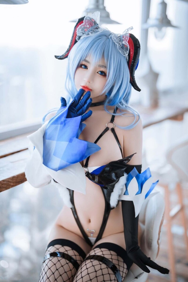 cosplay ganyu hentai