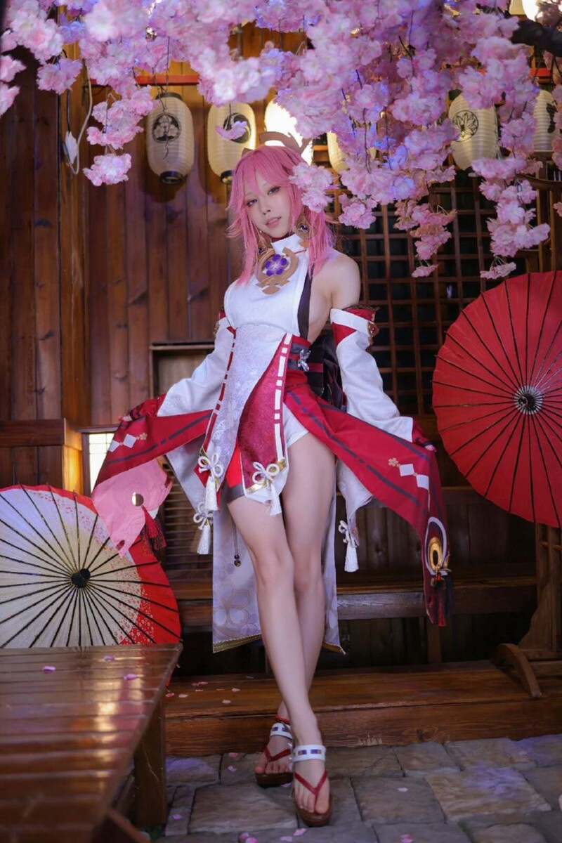 cosplay yae miko