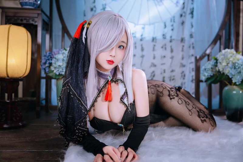 gái xinh cosplay Shenhe 3