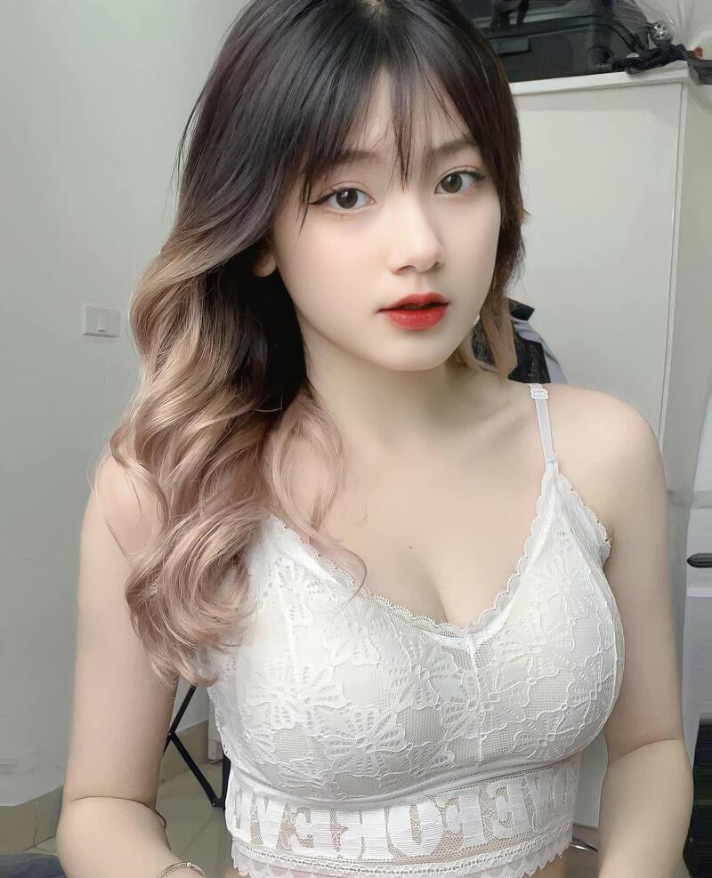 xxx gái xinh 2k