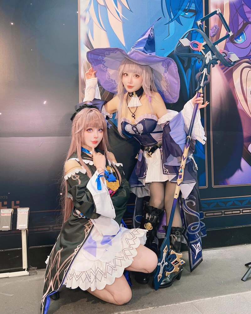 anime nữ cosplay