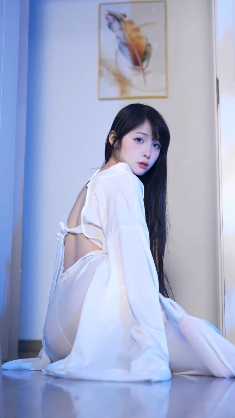 cosplay ma nữ áo trắng 18+