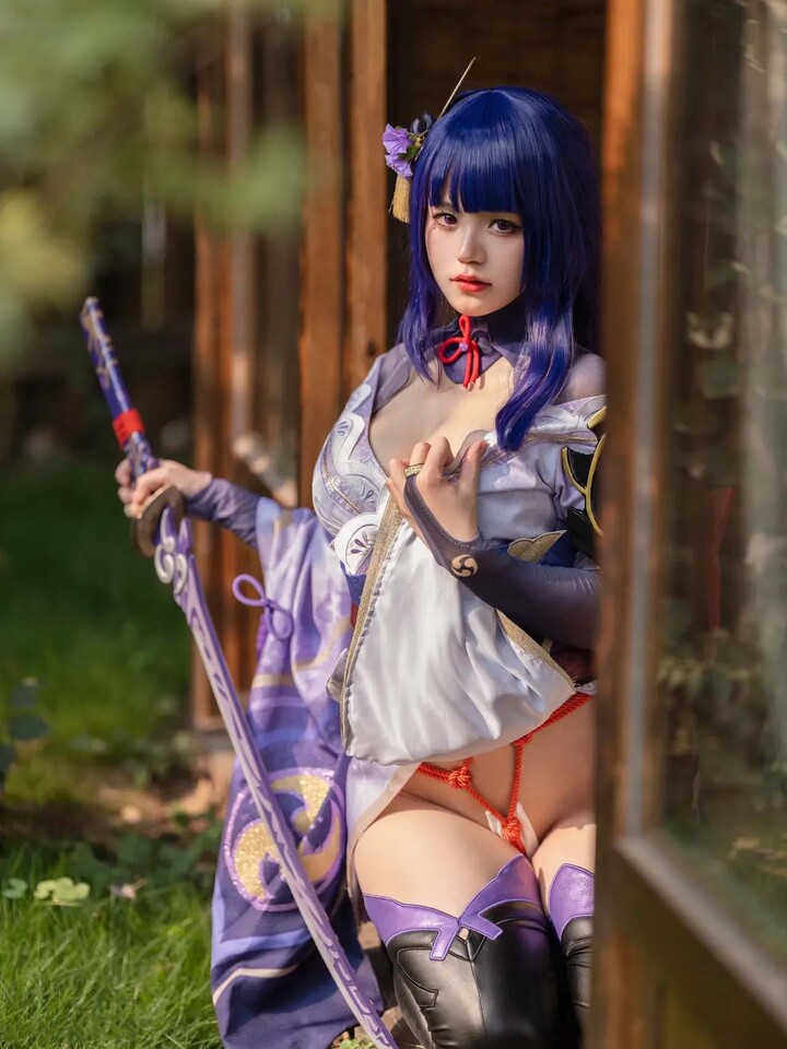 ảnh cosplay raiden shogun sexy 18+ (1)