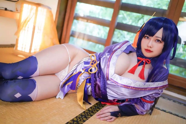 ảnh cosplay raiden shogun sexy 18+ (29)