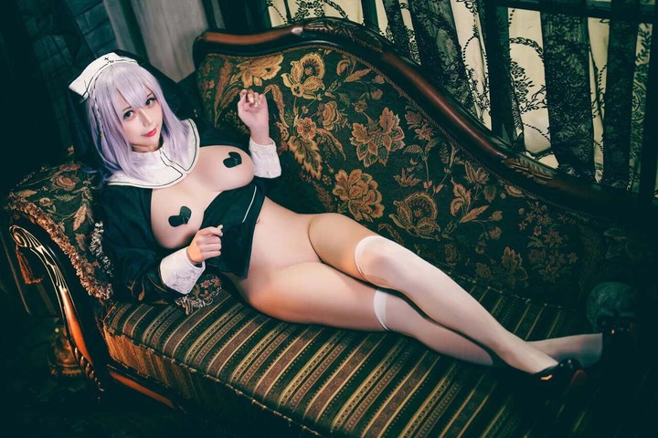 ảnh cosplay nun sex