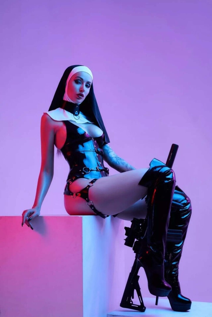 ảnh gái xxx cosplay nun
