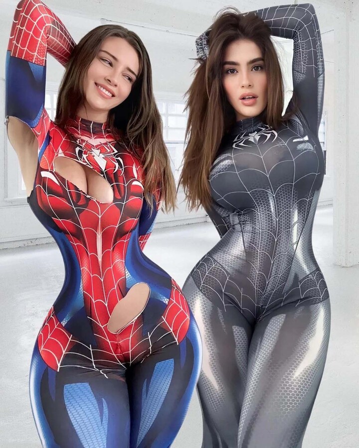ảnh spider girl cosplay