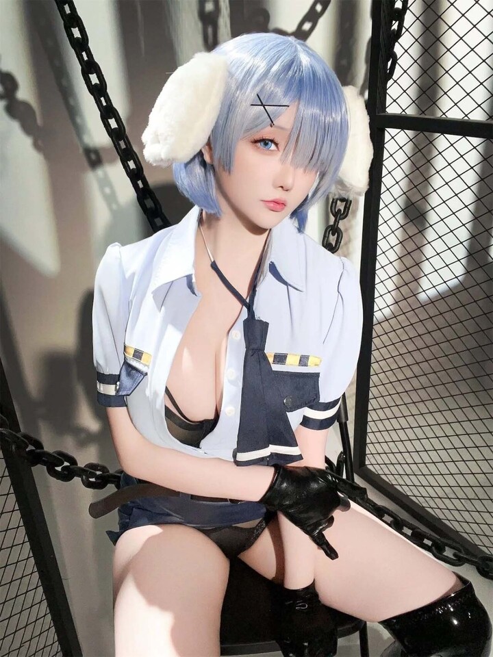 cosplay rem anime sexy