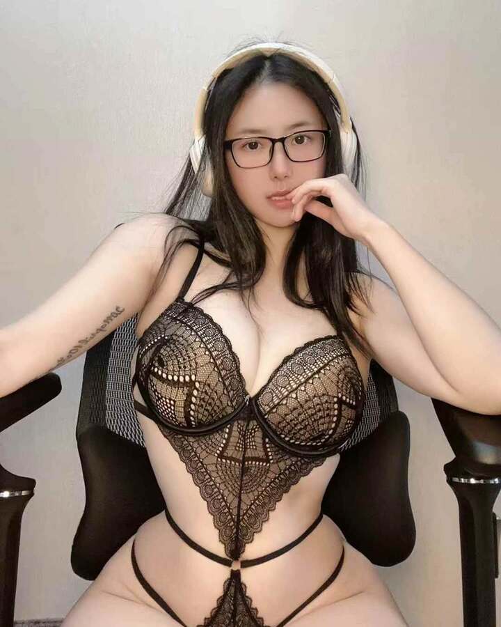 ảnh gái sexy ko che