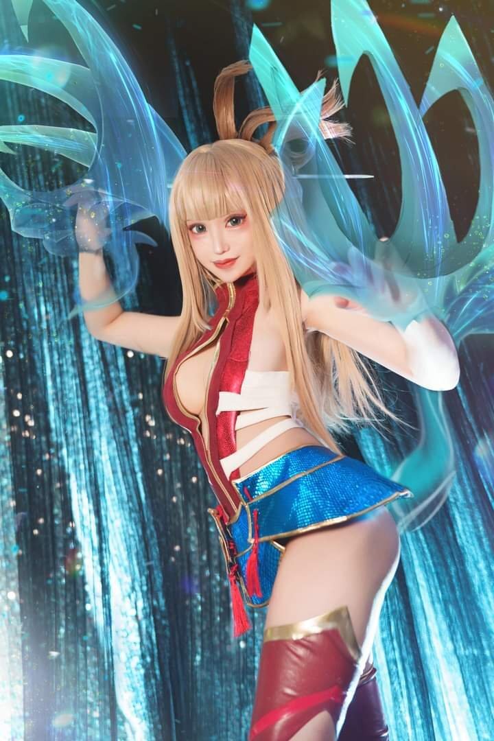 Aoi AOV Cosplay (1)