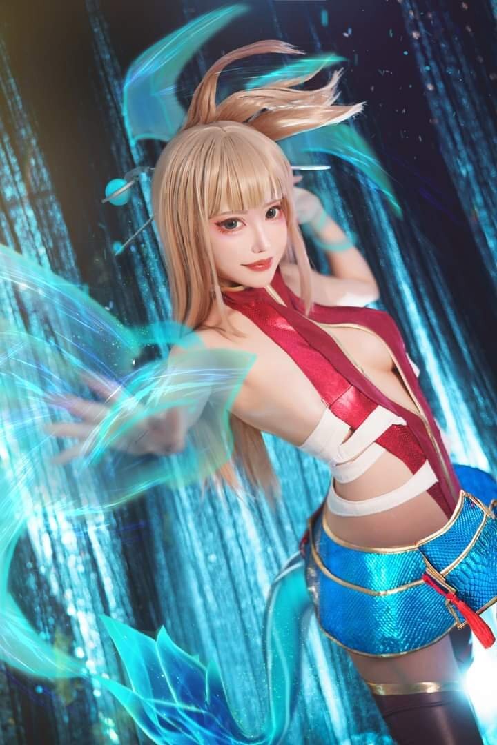 Aoi AOV Cosplay (3)