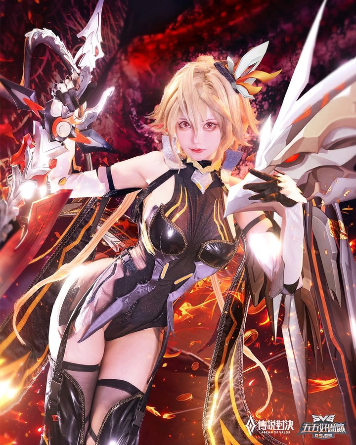 COSPLAY BUTTERFLY AOV (2)