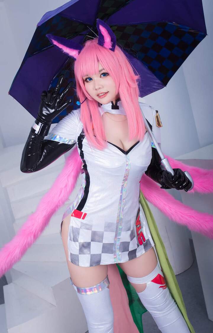Cosplay Liliana Nữ thần F1 (1)