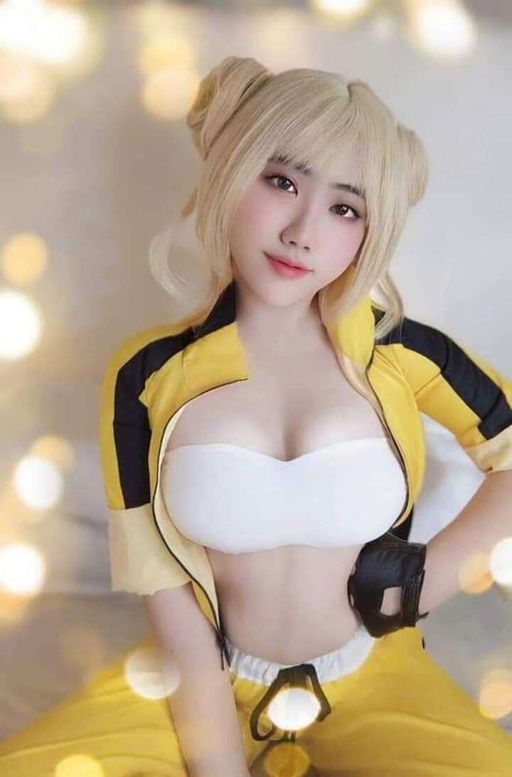 Cosplay Qi Tiểu long (3)