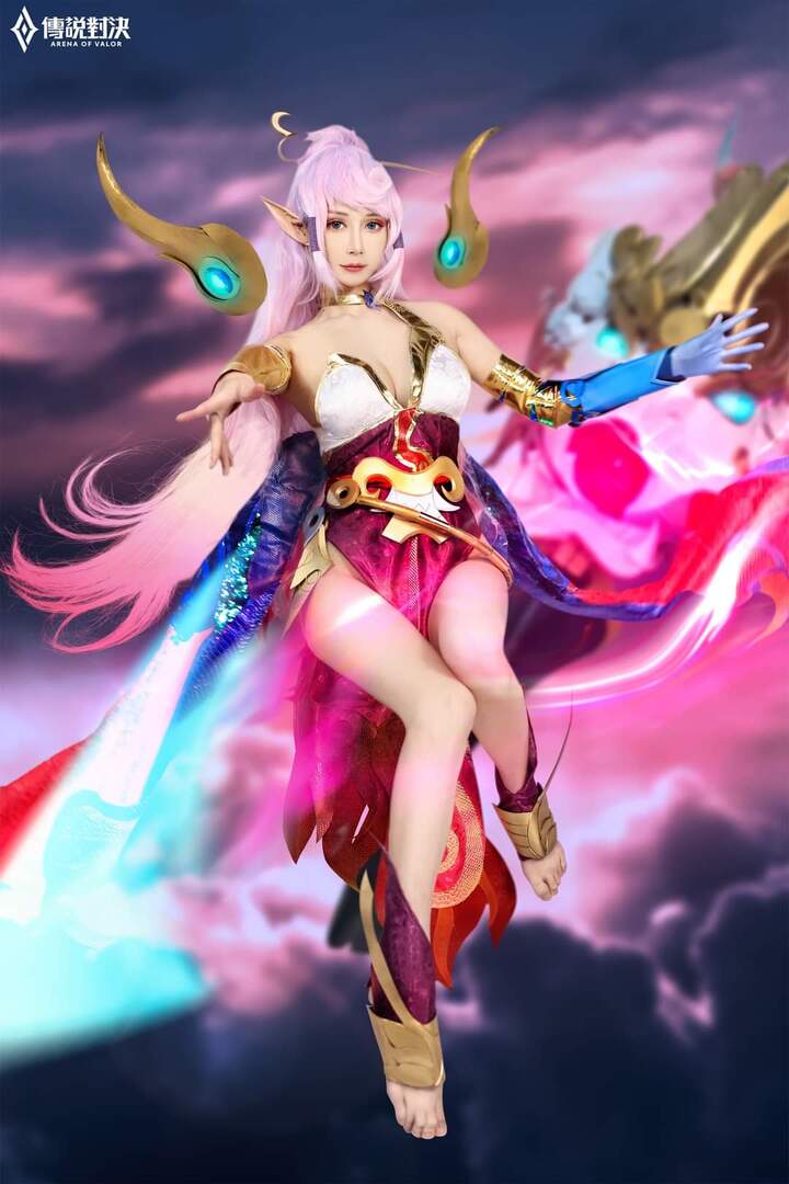 Cosplay Tel'Annas Tân niên vệ thần (1)