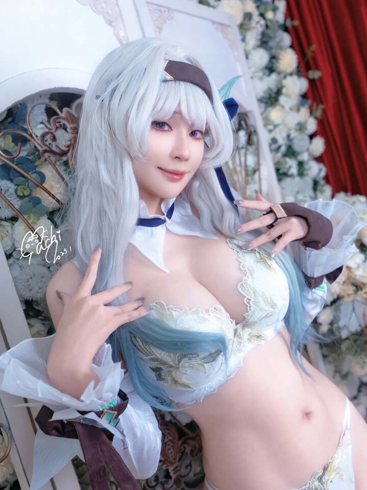 Cosplayer-Machi-cosplay-Firefly-HonkaiStar-Rail-R34 (2)