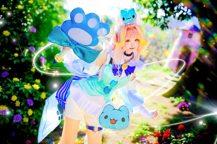 ISHAR AOV Cosplay (1)