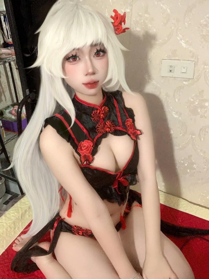 Sinestrea AOV Bikini cosplay (4)