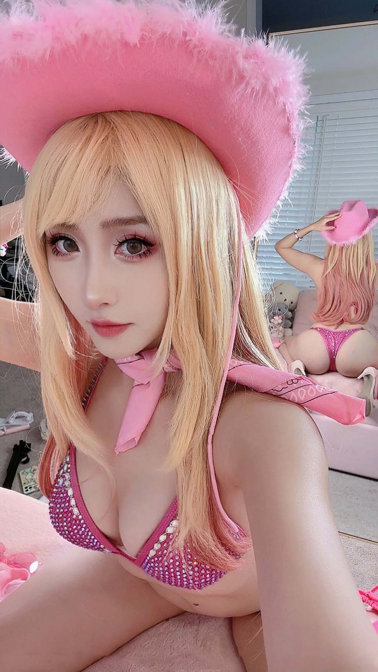 ảnh barbie cosplay R34 (6)