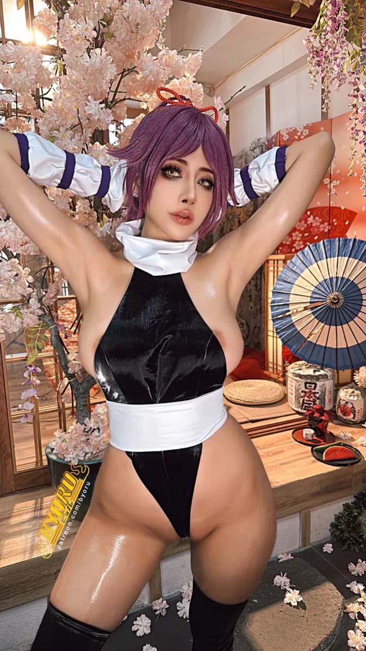 Byoru-cosplay-Yoruichi-Shihoin-Bleach-R34-Nude (18)