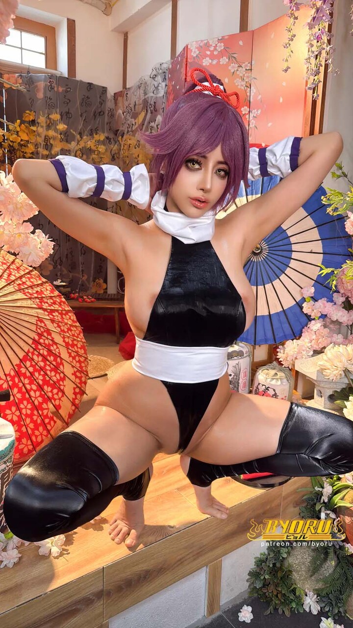 Byoru-cosplay-Yoruichi-Shihoin-Bleach-R34-Nude (20)