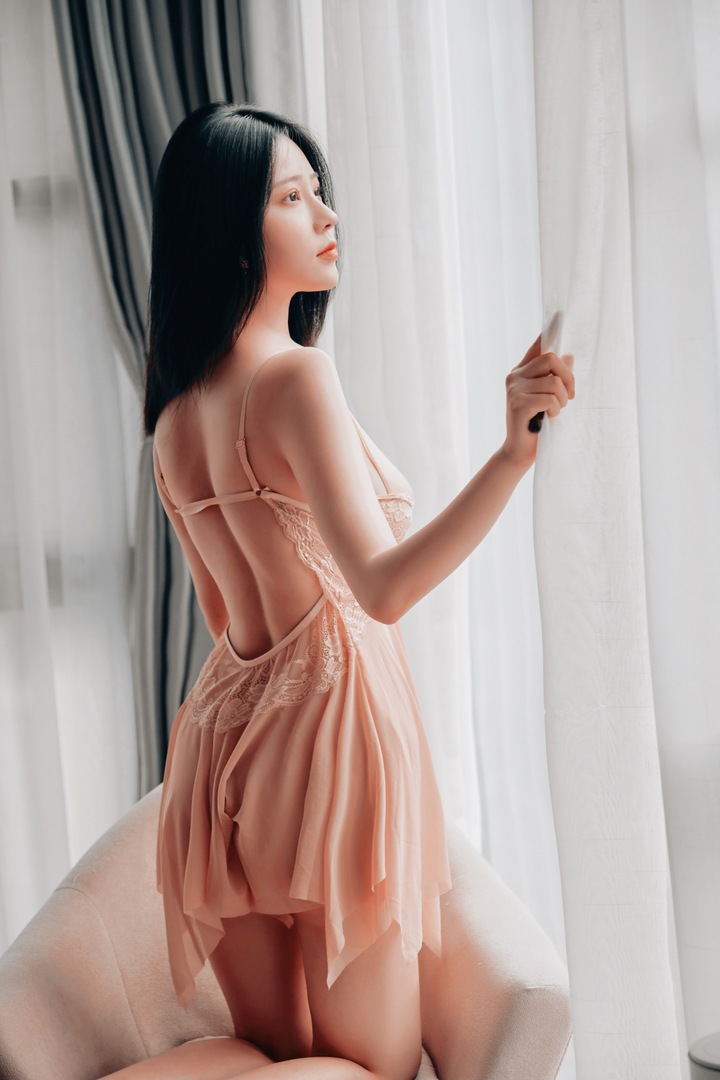 hot girl mặc đồ ngủ sexy