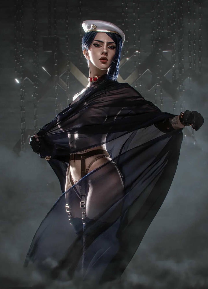 league of legends cosplay caitlyn bổ mắt