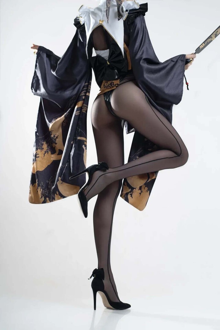 Ảnh Cosplay Blanc NIKKE (23)