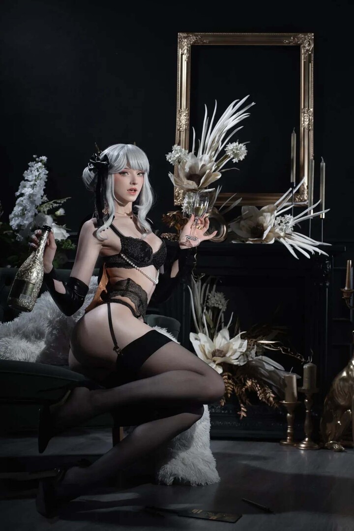 Blanc Cosplay NIKKE Sexy (2)