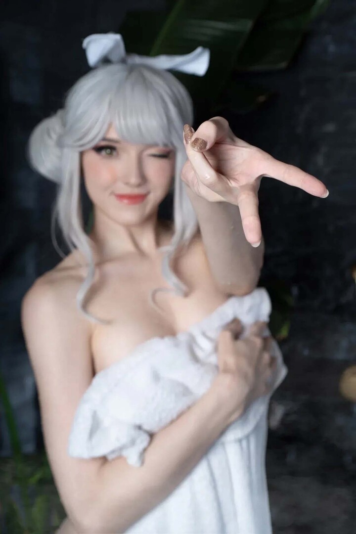 NIKKE Blanc Cosplay Nude (19)