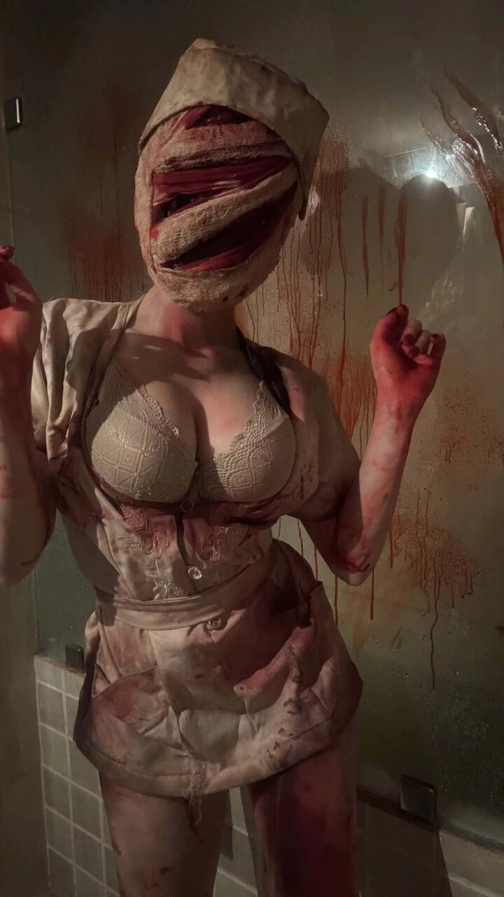 cosplay Y tá Bong Bóng Silent Hill 2 Nsfw (24)