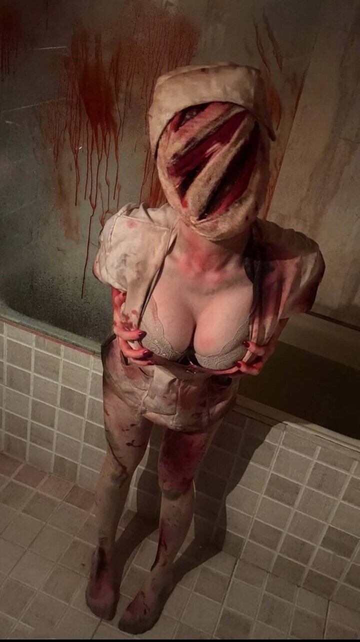 cosplay Y tá Bong Bóng Silent Hill 2 Nsfw (29)