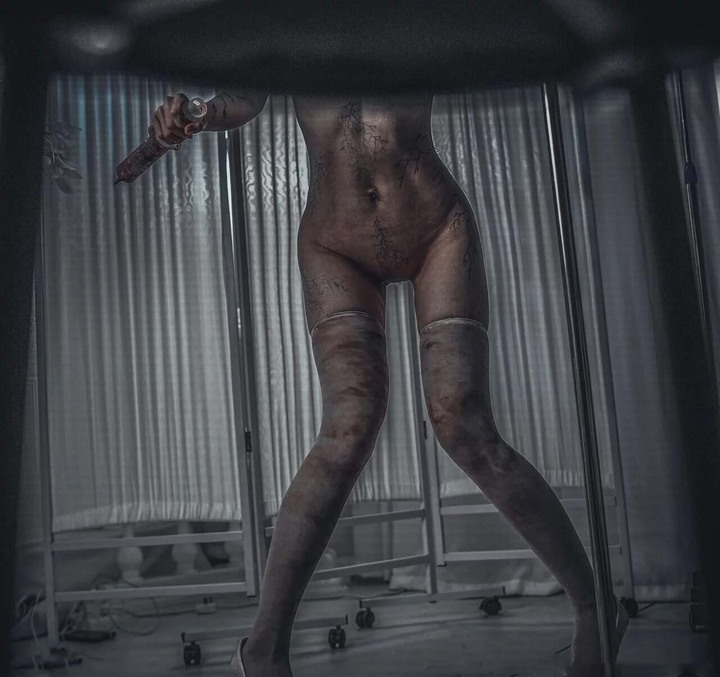 cosplay-bubble-head-nurse-nude-silent-hill-2 (1)