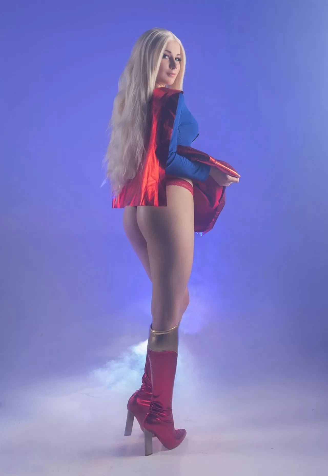 supergirl cosplay hot